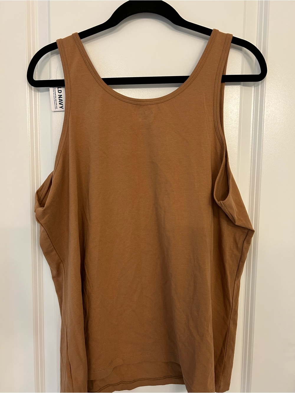 Old Navy First-Layer Tank Top – Women’s XXL NWT - Picture 4 of 4
